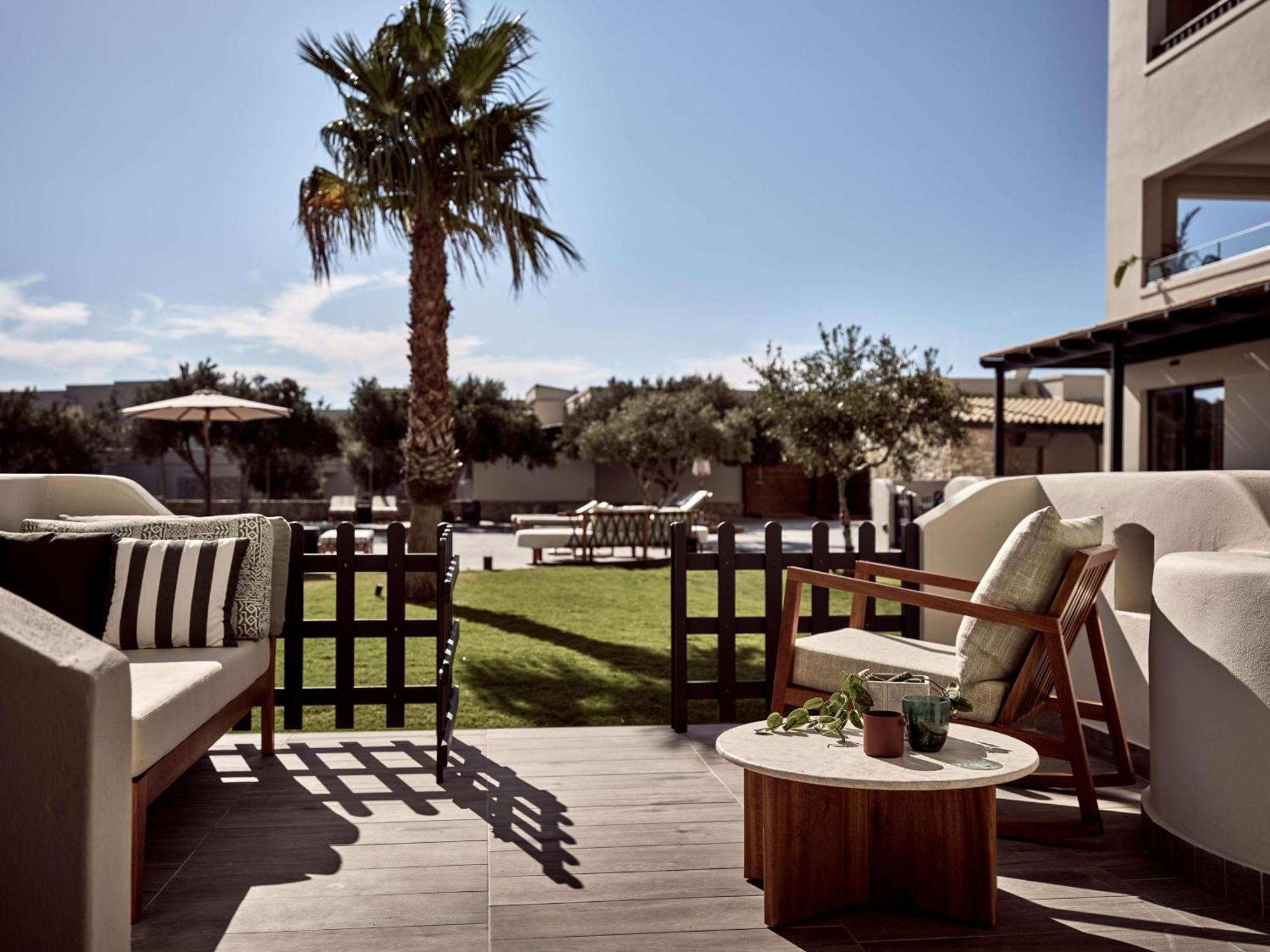 Numo Ierapetra Beach Resort Crete, Adults Only, Curio Collection Hilton ภายนอก รูปภาพ