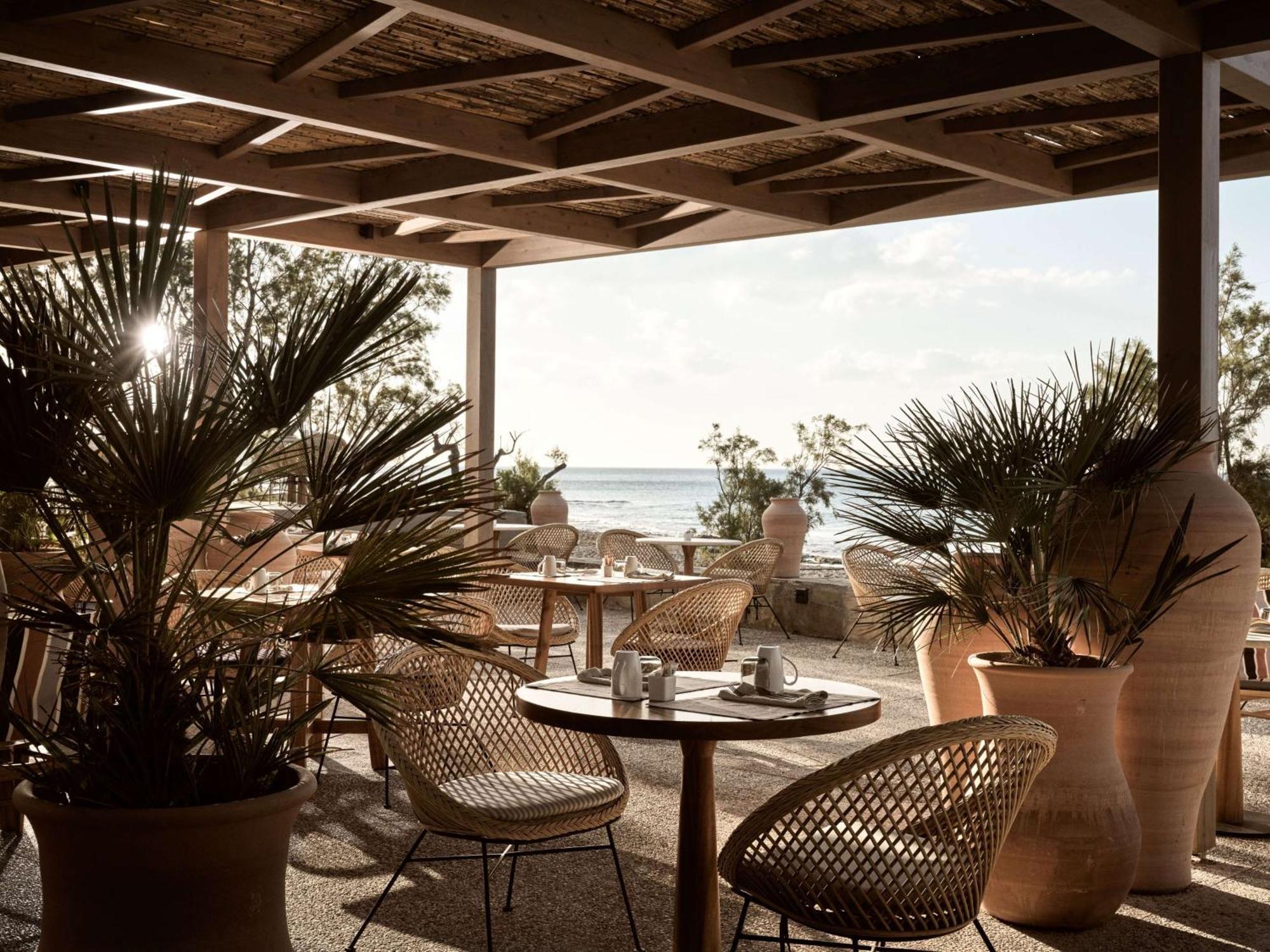 Numo Ierapetra Beach Resort Crete, Adults Only, Curio Collection Hilton ภายนอก รูปภาพ